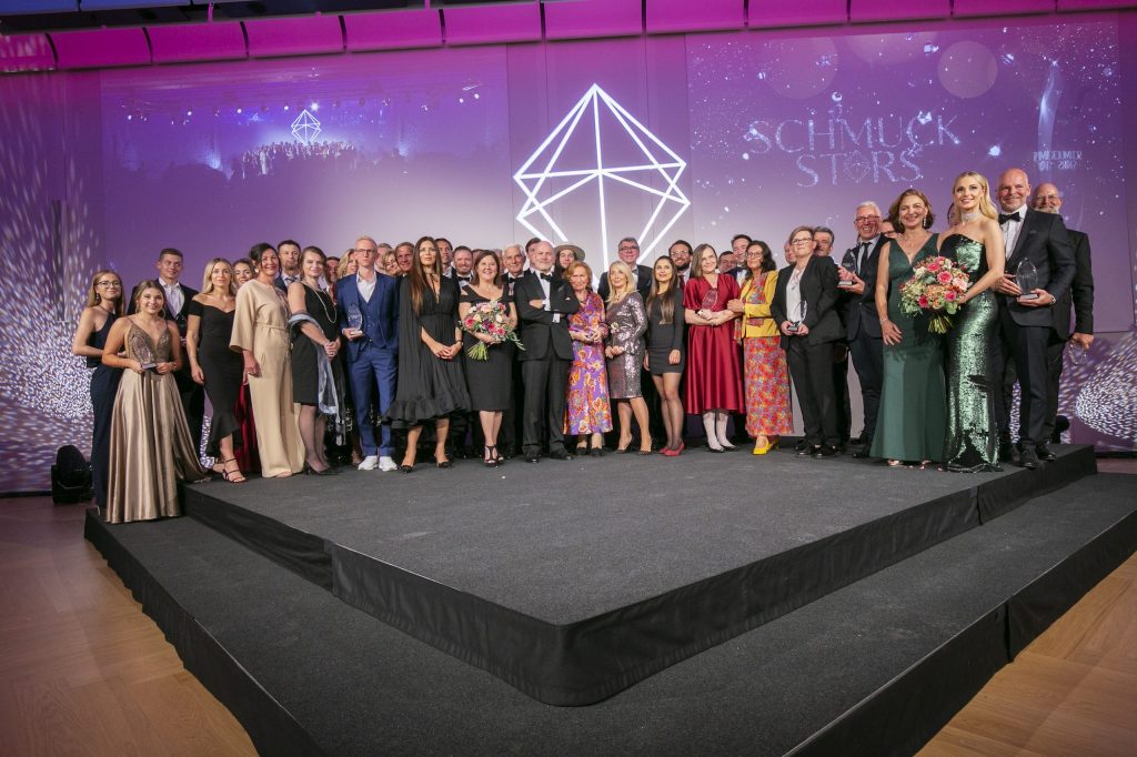 Bubu-Dujmic_170921_Schmuckstars-Gala_170921_Schmuckstars-Gala_218-copy-scaled