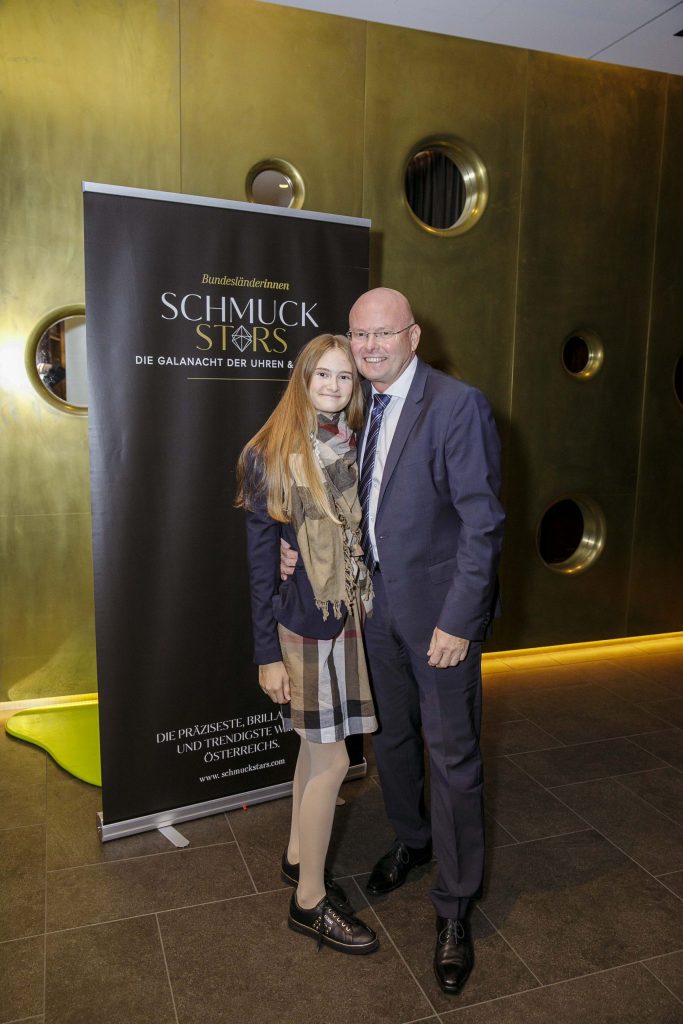 diesner_101020_10_Schmuckstars-Gala_013-scaled