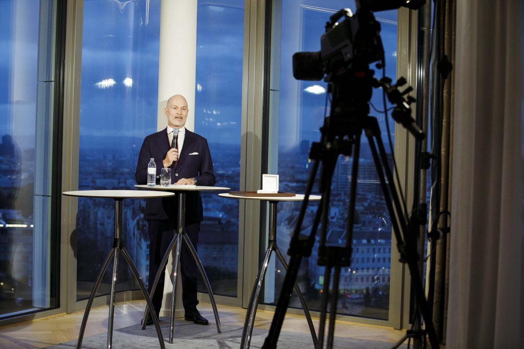 diesner_101020_10_Schmuckstars-Gala_024-scaled