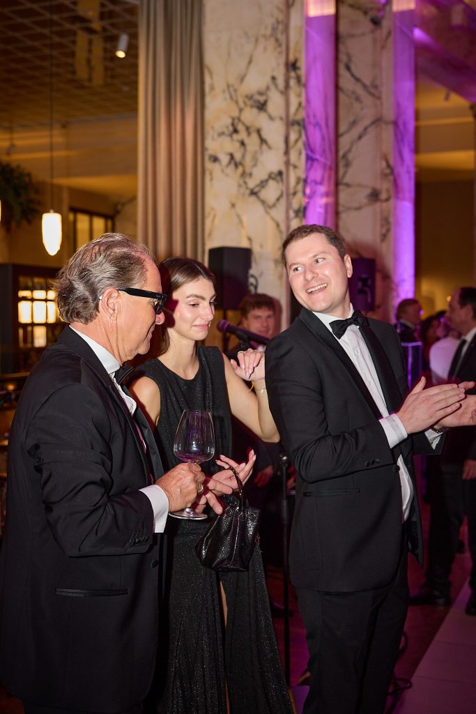 20251110-Schmuckstars0310web